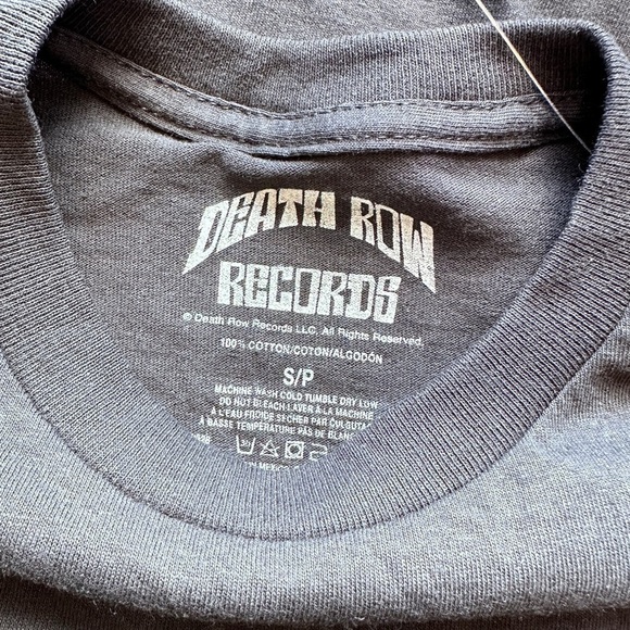 NWOT Death Row Records Snoop Dogg Vintage Peace Up Tee in Black - Picture 2 of 2